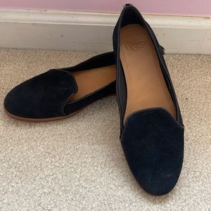 NWOT - UGG leather loafers